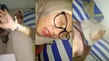 Hijabers SMA Berkacamata Memek Tembem Digenjot Ganas Lumer WOT