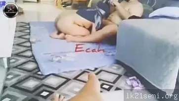 Tante Jilbab Biru Mata Tertutup Colmek Ganas